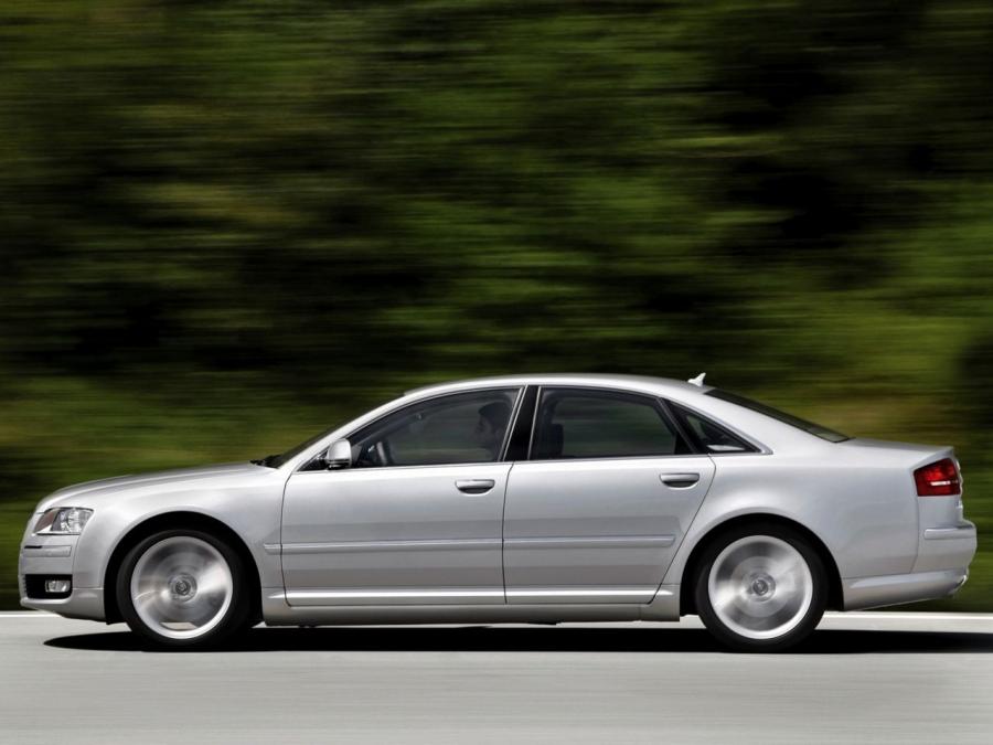  Audi A8 4.2 TDI Quattro (D3) 2008 года  (фото 17 из 17)
